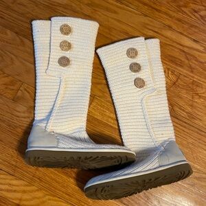 UGG Classic Cardy Cream Tall Knit Boots Sz 8